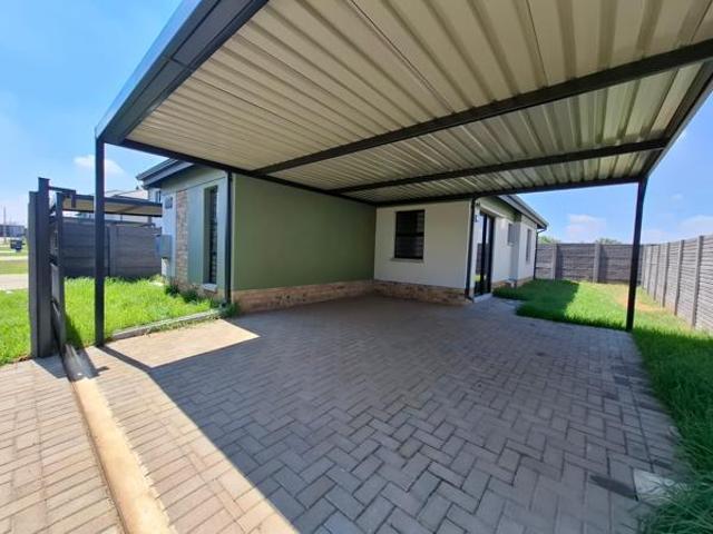 Townhouse for rent in Jansenpark, City of Ekurhuleni Metropolitan Municipality
