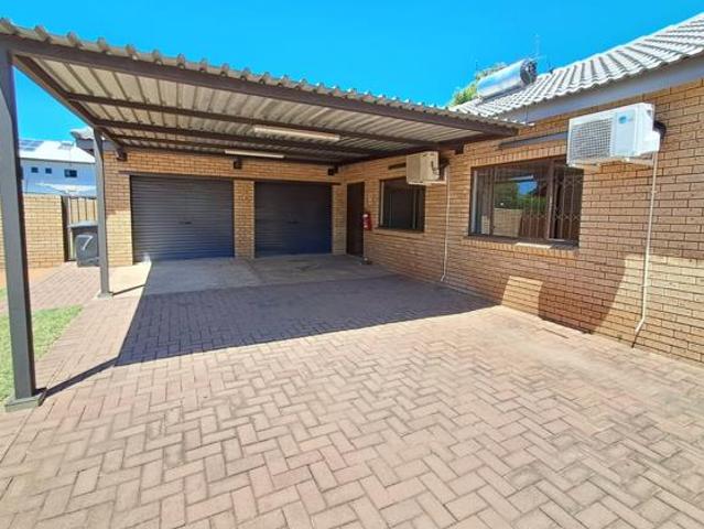 Townhouse for rent in 57 Waterberg, Lephalale Local Municipality