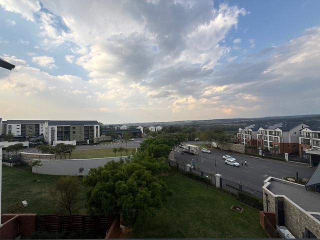 Townhouse for sale in Sandton, City of Johannesburg Metropolitan Municipality
