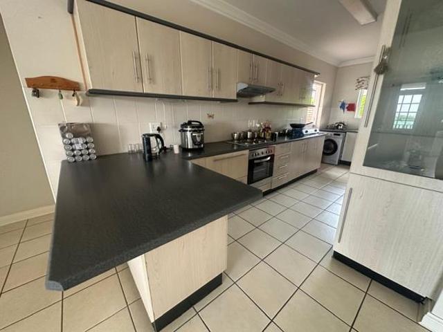 Townhouse for sale in Umgungundlovu, Kwazulu-natal