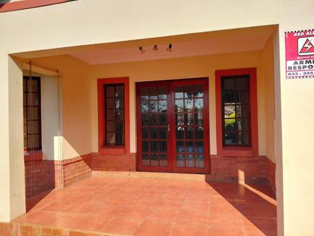 Townhouse for rent in Umgungundlovu, Kwazulu-natal