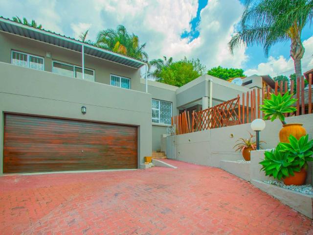 Townhouse for sale in Nooitgedacht, Gauteng