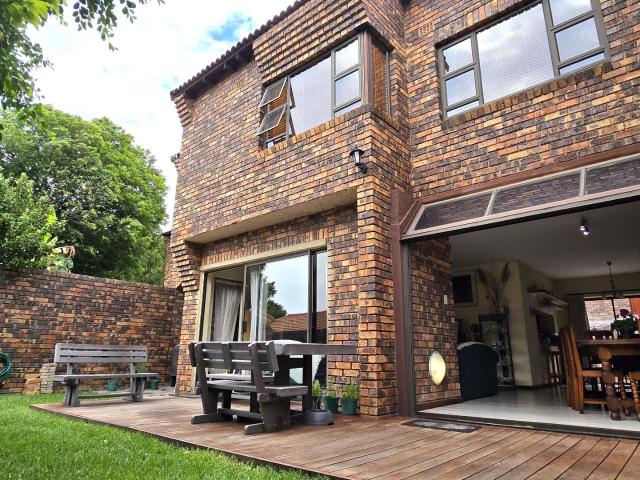 Townhouse for sale in Alexandra, Gauteng