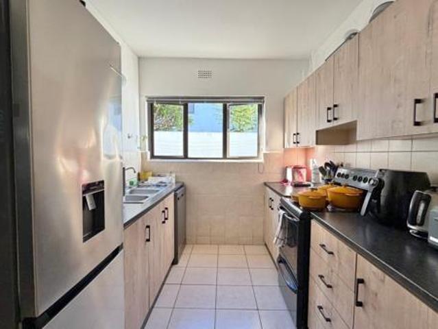 Townhouse for rent in Cape Town, Western Cape