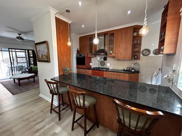 Townhouse for sale in Eastern Cape