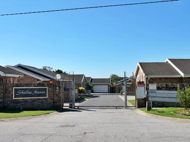 Townhouse for sale in Port Elizabeth, Eastern Cape