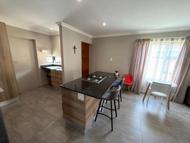 Townhouse for sale in Port Elizabeth, Eastern Cape