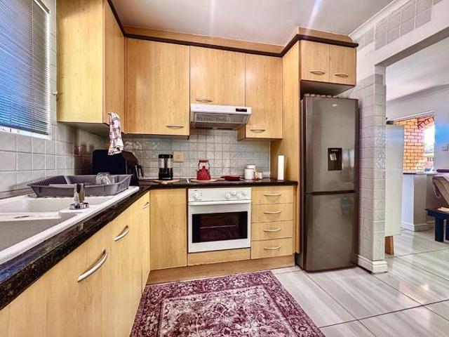 Townhouse for rent in Nelson Mandela Bay Ward 18, Nelson Mandela Bay Metropolitan Municipality