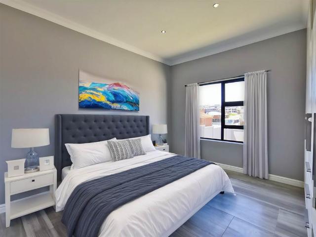 Townhouse for sale in Port Elizabeth, Eastern Cape