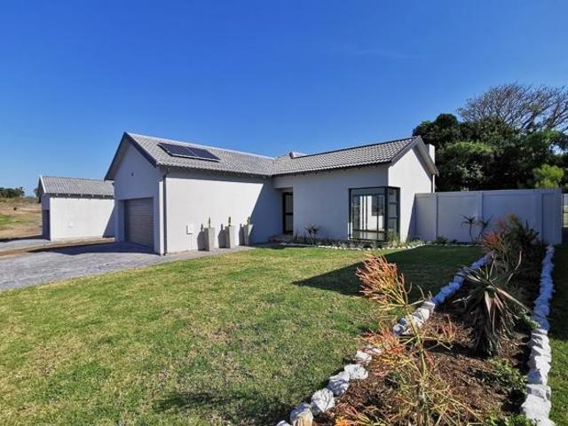 Townhouse for sale in Eastern Cape