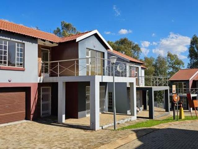 Townhouse for sale in Lydenburg, Thaba Chweu Local Municipality