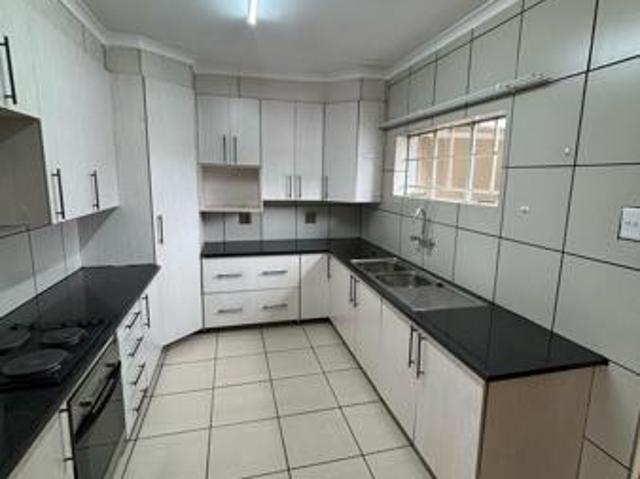 Townhouse for rent in Ehlanzeni, Mpumalanga