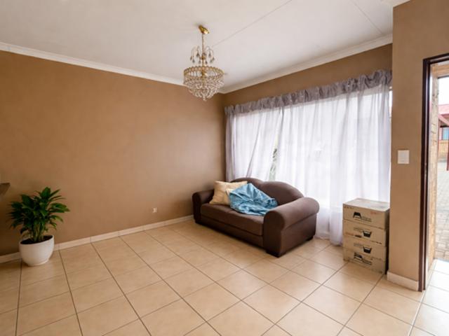 Townhouse for rent in Lydenburg, Thaba Chweu Local Municipality