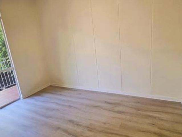 Townhouse for rent in Waterkloof, Gauteng
