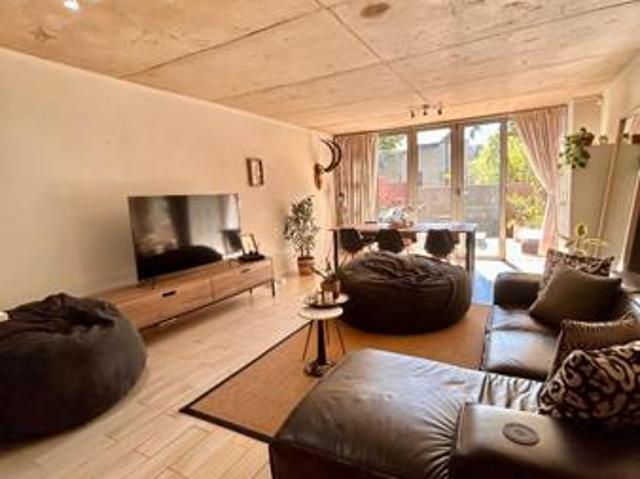 Townhouse for rent in Waterkloof, Gauteng
