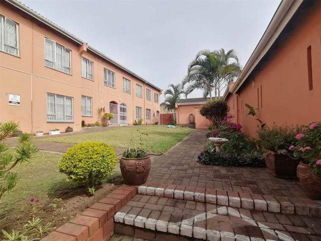 Townhouse for sale in Seaview, Kwazulu-natal