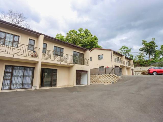 Townhouse for sale in Queensburgh, Kwazulu-natal