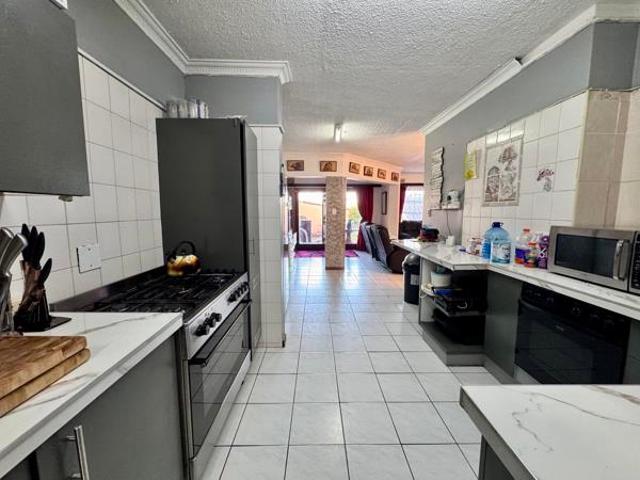 Townhouse for sale in Ugu District Municipality, Kwazulu-natal