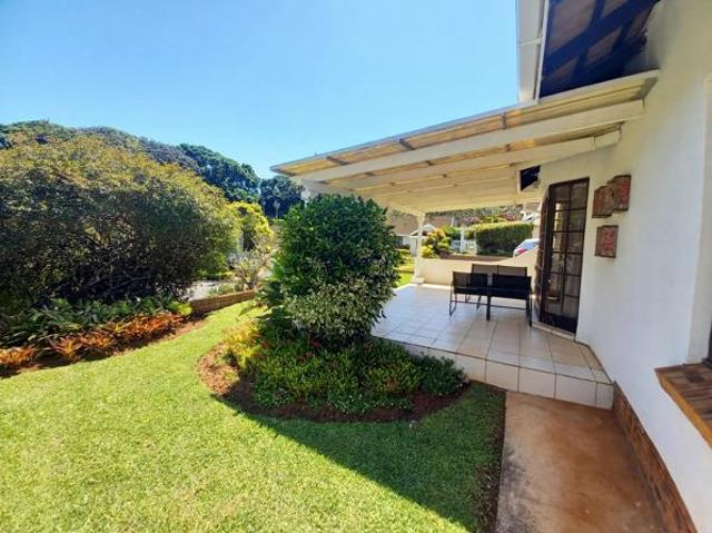 Townhouse for sale in Margate, Hibiscus Coast Local Municipality