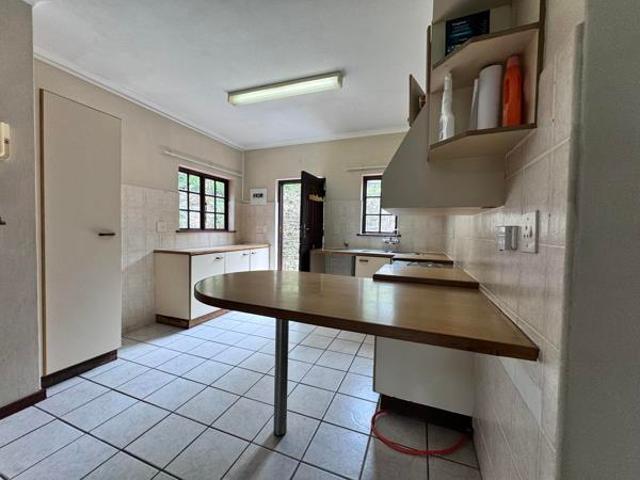 Townhouse for sale in Margate, Hibiscus Coast Local Municipality