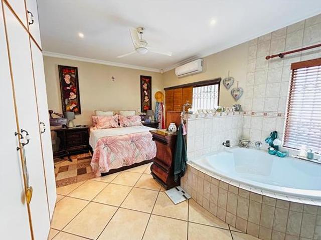 Townhouse for sale in Ugu District Municipality, Kwazulu-natal