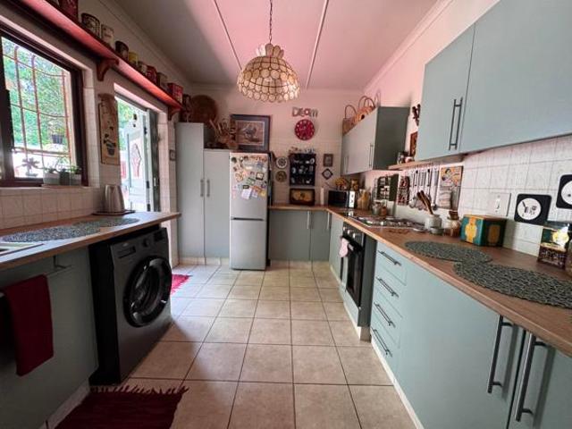 Townhouse for sale in Margate, Hibiscus Coast Local Municipality