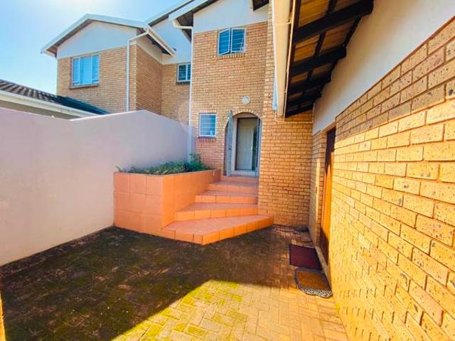 Townhouse for sale in Ugu District Municipality, Kwazulu-natal