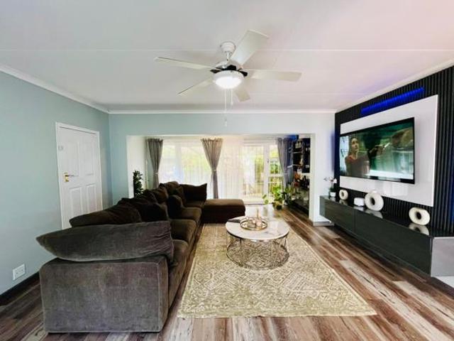 Townhouse for sale in Ugu District Municipality, Kwazulu-natal