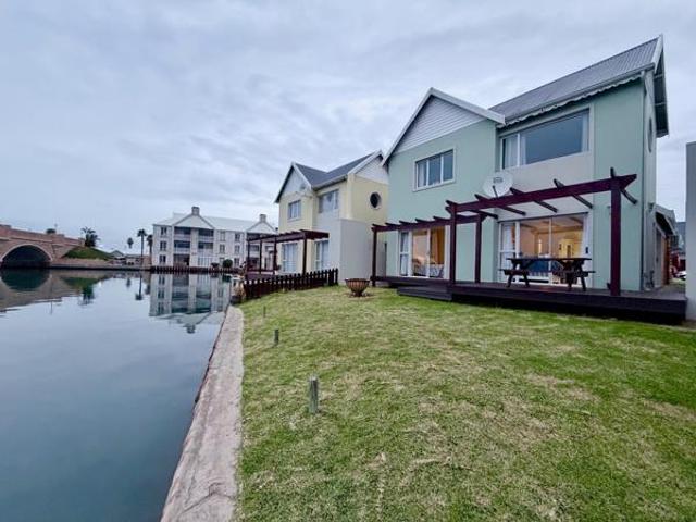 Townhouse for sale in Cape St Francis, Eastern Cape