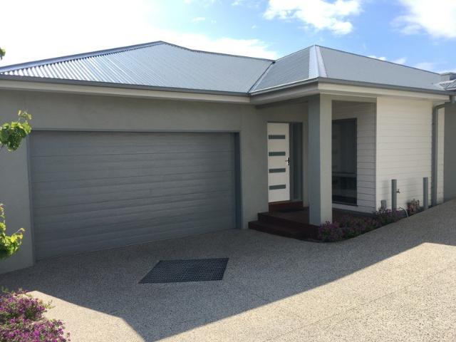 Townhouse for rent in Camerons Creek, Victoria