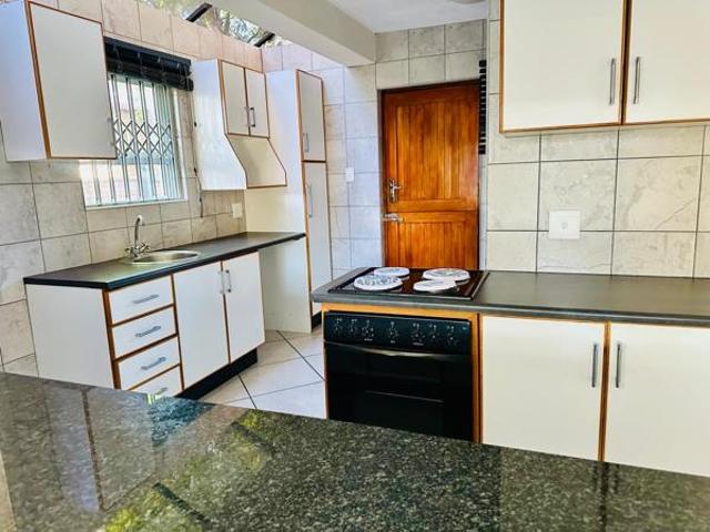 Townhouse for rent in UMhlathuze Municipality, Kwazulu-natal