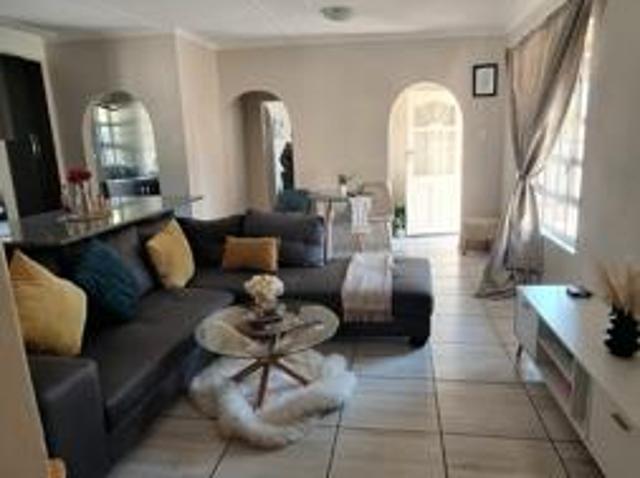 Townhouse for rent in UMhlathuze Municipality, Kwazulu-natal