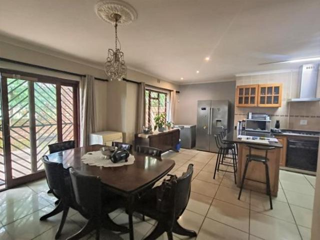 Townhouse for sale in UMhlathuze Municipality, Kwazulu-natal
