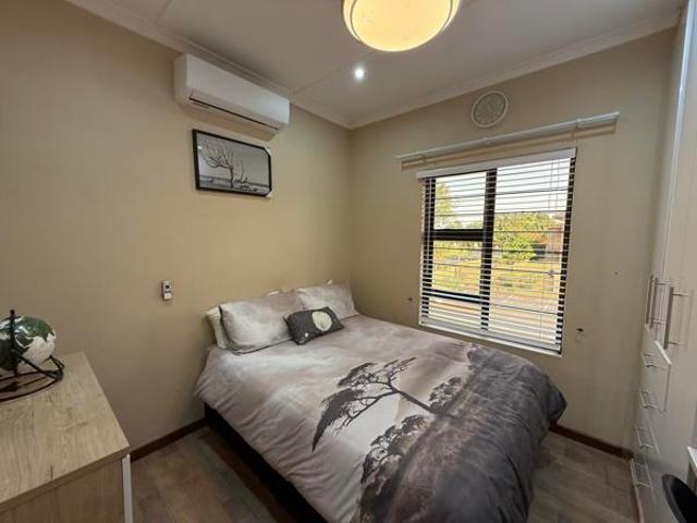 Townhouse for rent in Richards Bay, uMhlathuze Local Municipality