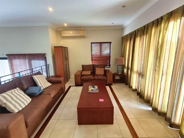 Townhouse for sale in UMhlathuze Municipality, Kwazulu-natal