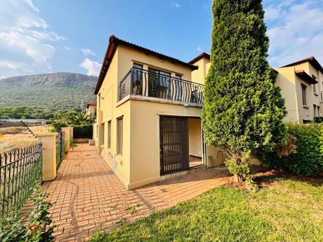 Townhouse for sale in Hartebeespoort, North West