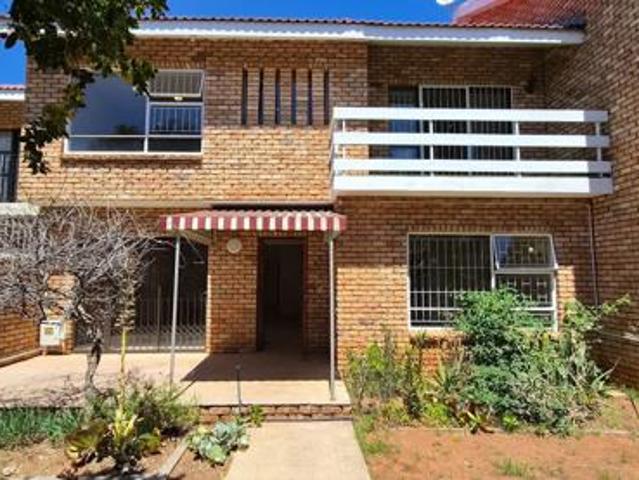 Townhouse for sale in Kimberley, Frances Baard District Municipality