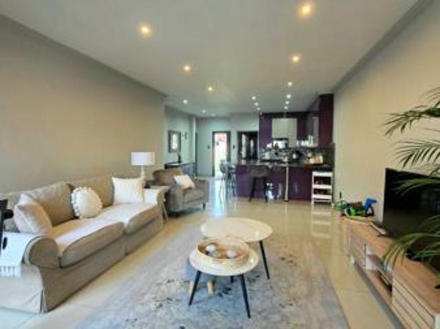 Townhouse for rent in Oranjeville, Free State
