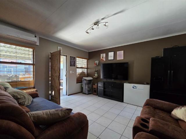 Townhouse for sale in Ekurhuleni, Gauteng