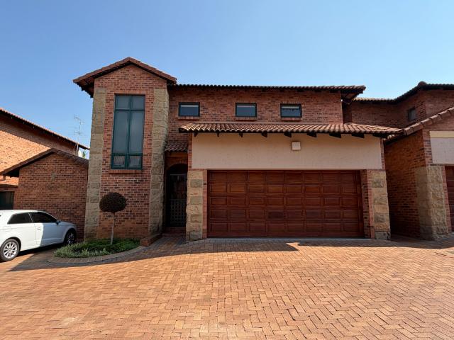 Townhouse for sale in Alberton, City of Ekurhuleni Metropolitan Municipality