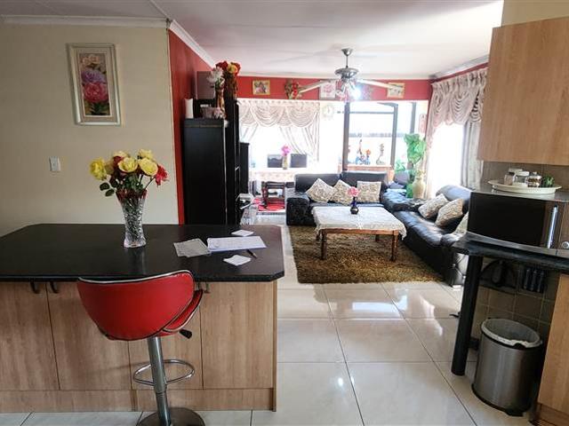 Townhouse for sale in Ekurhuleni, Gauteng