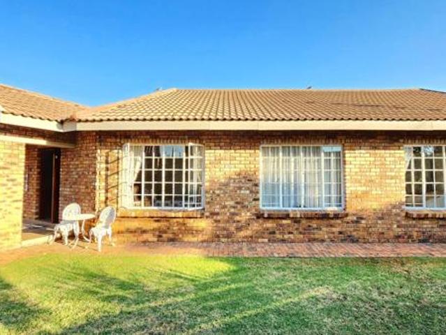 Townhouse for sale in Midvaal, Gauteng