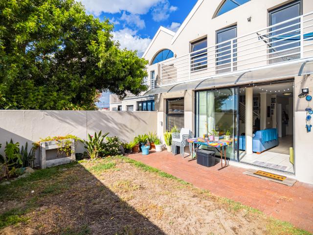 Townhouse for sale in Milnerton, Western Cape
