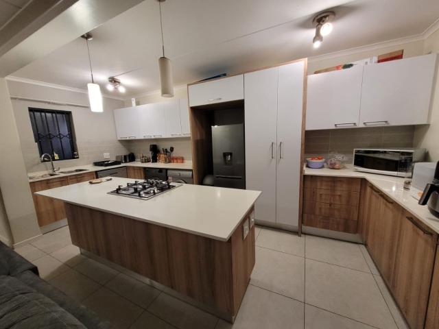 Townhouse for sale in Ekurhuleni, Gauteng