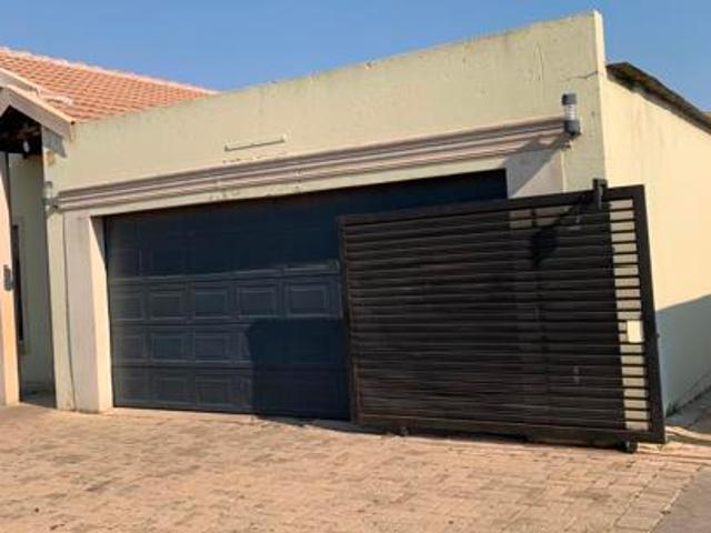 Townhouse for sale in Westonaria, Gauteng