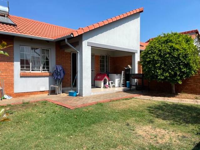 Townhouse for rent in Centurion, Gauteng