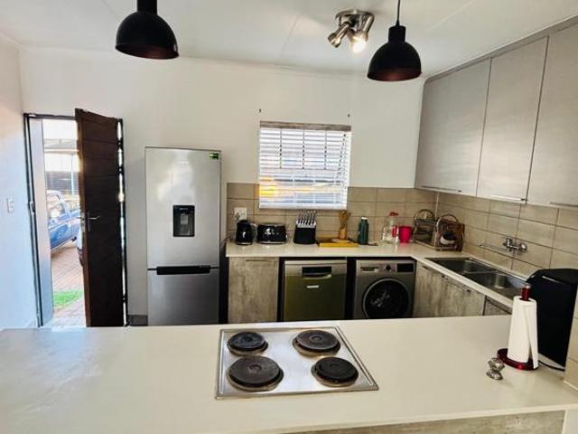 Townhouse for rent in Centurion, City of Tshwane Metropolitan Municipality