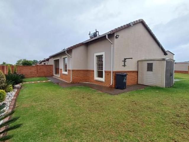 Townhouse for rent in Centurion, City of Tshwane Metropolitan Municipality