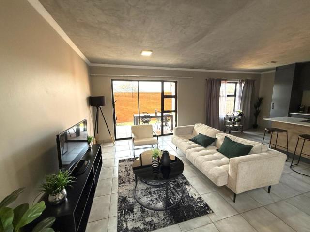 Townhouse for sale in Waterkloof, Gauteng