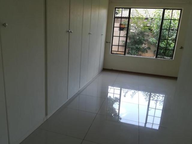 Townhouse for rent in Waterkloof, Gauteng